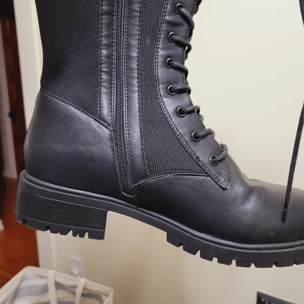 Black Lace-Up Knee-High Combat Boots NWOT - Picture 5 of 8